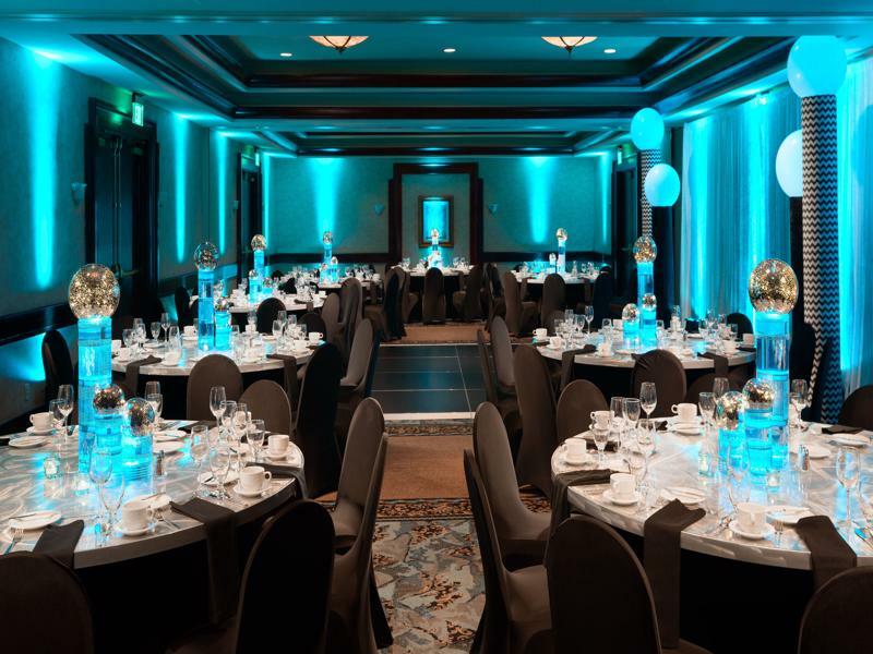 Hotel Hilton Woodland Hills/ Angeles 3*